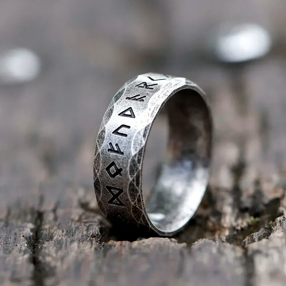 YILUOCD Stainless Steel Viking Runes Ring for Men Women Vintage Nordic Celtic Knot Rings Odin Letter Amulet Jewelry Wholesale
