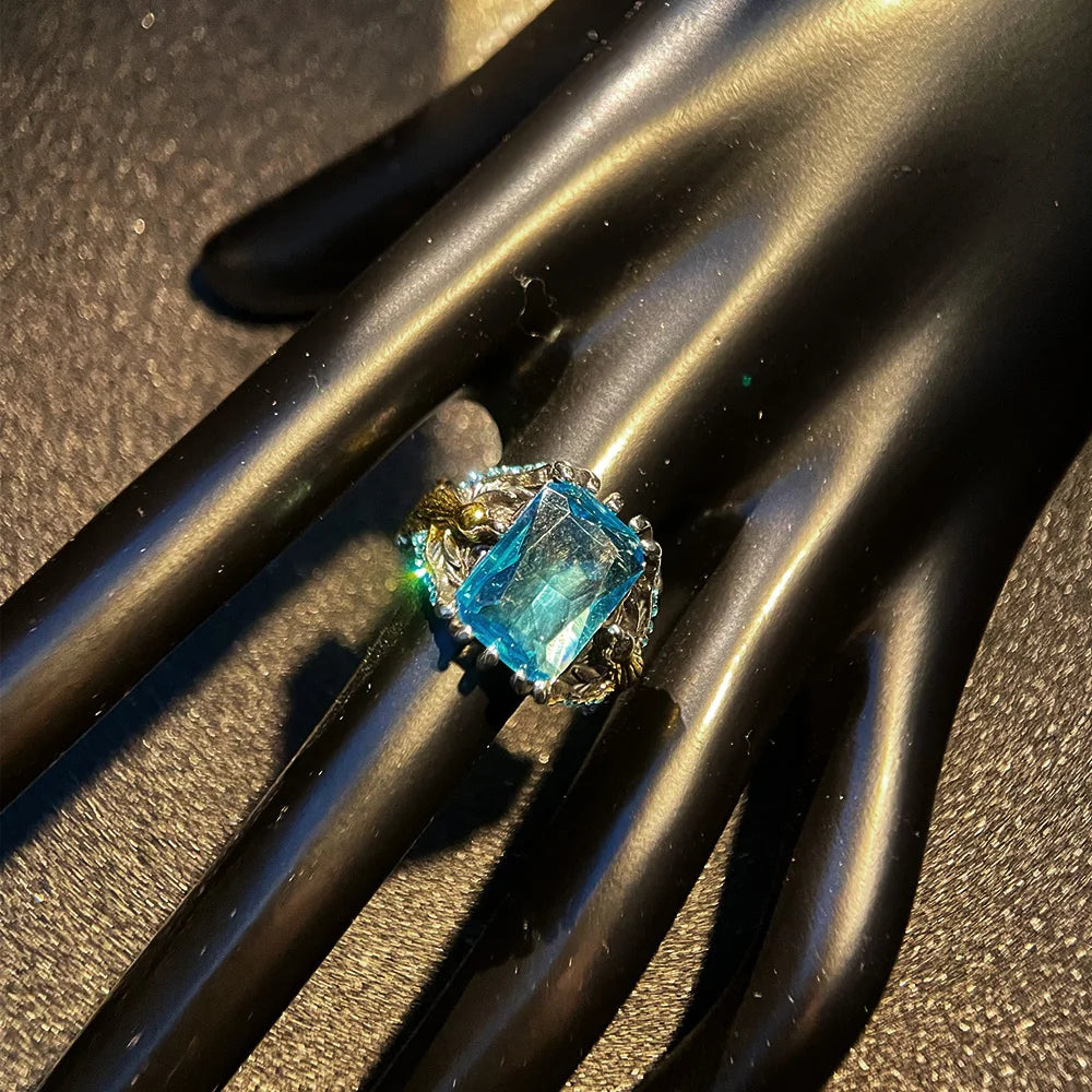 Retro Dragon Claw Golden Eagle Blue Gem Ring for Men & Women Antique Gothic Adjustable Open Ring Alloy Jewelry Lovers Gift